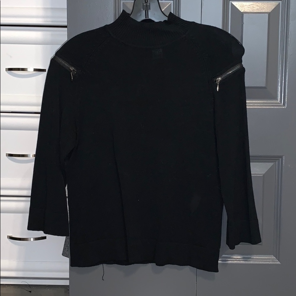 Sweater T shirt